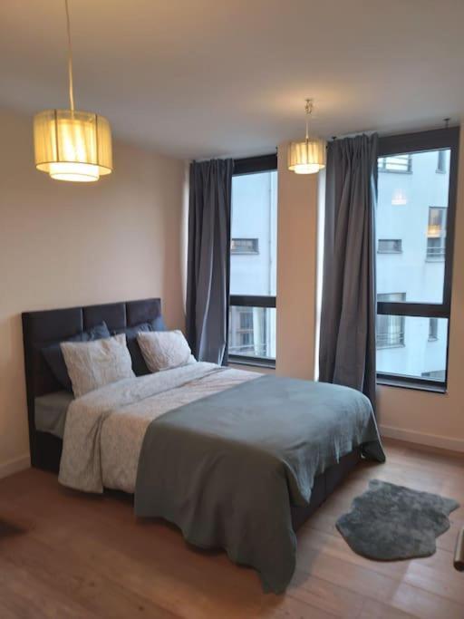 Beautiful 2Br/2Bar Apartement In European District Brüsszel Kültér fotó