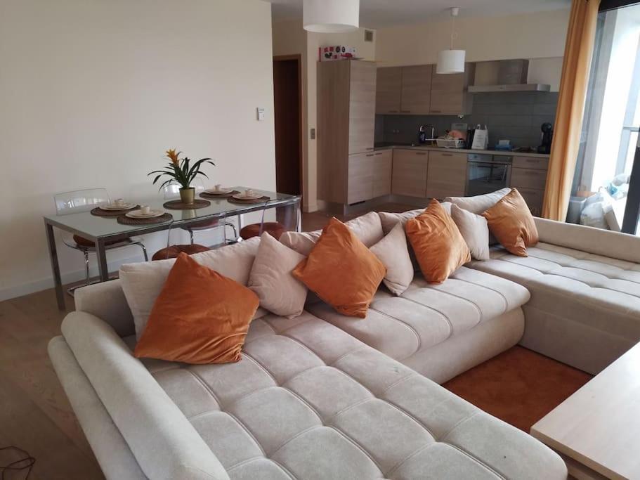 Beautiful 2Br/2Bar Apartement In European District Brüsszel Kültér fotó